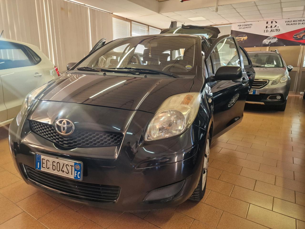 Toyota Yaris 1.0 5 porte Now, 102 mila chilometri