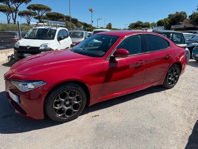 Alfa Romeo Giulia 2.0 Turbo 200 CV AT8 Super