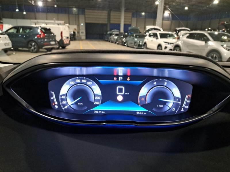 PEUGEOT 3008 BLUEHDI 130 EAT8 SES BUSINESS 5 PORTE SUV