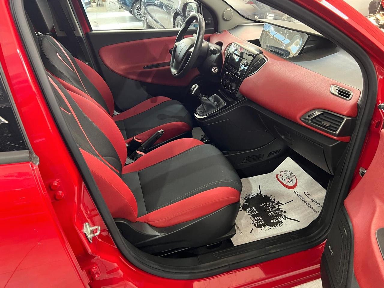 Lancia Ypsilon 1.3 95 CV - Platinum - 2012