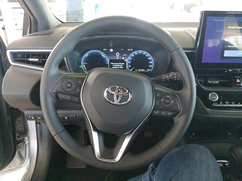 Toyota Corolla 3P - 5P - SW 1.8H HB ACTIVE MY23