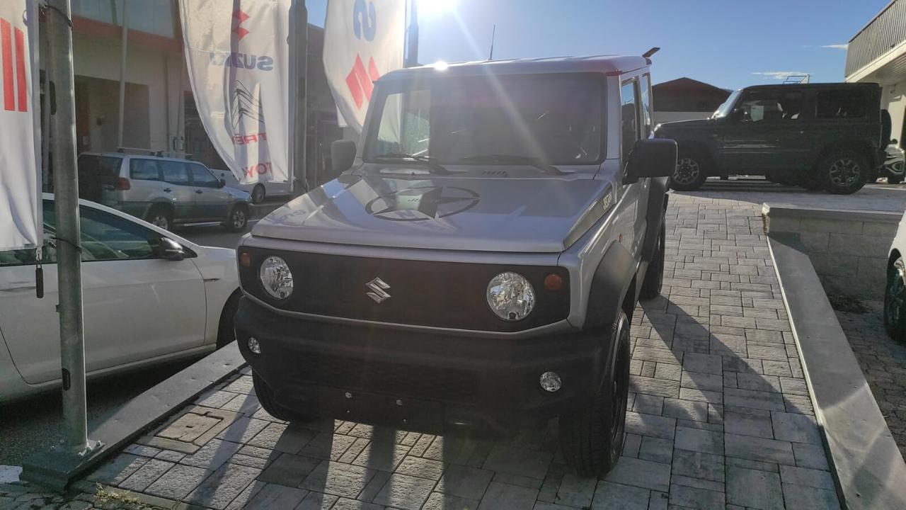 SUZUKI JIMNY 1.5 BENZINA 102CV 4X4 GANCIO TRAINO