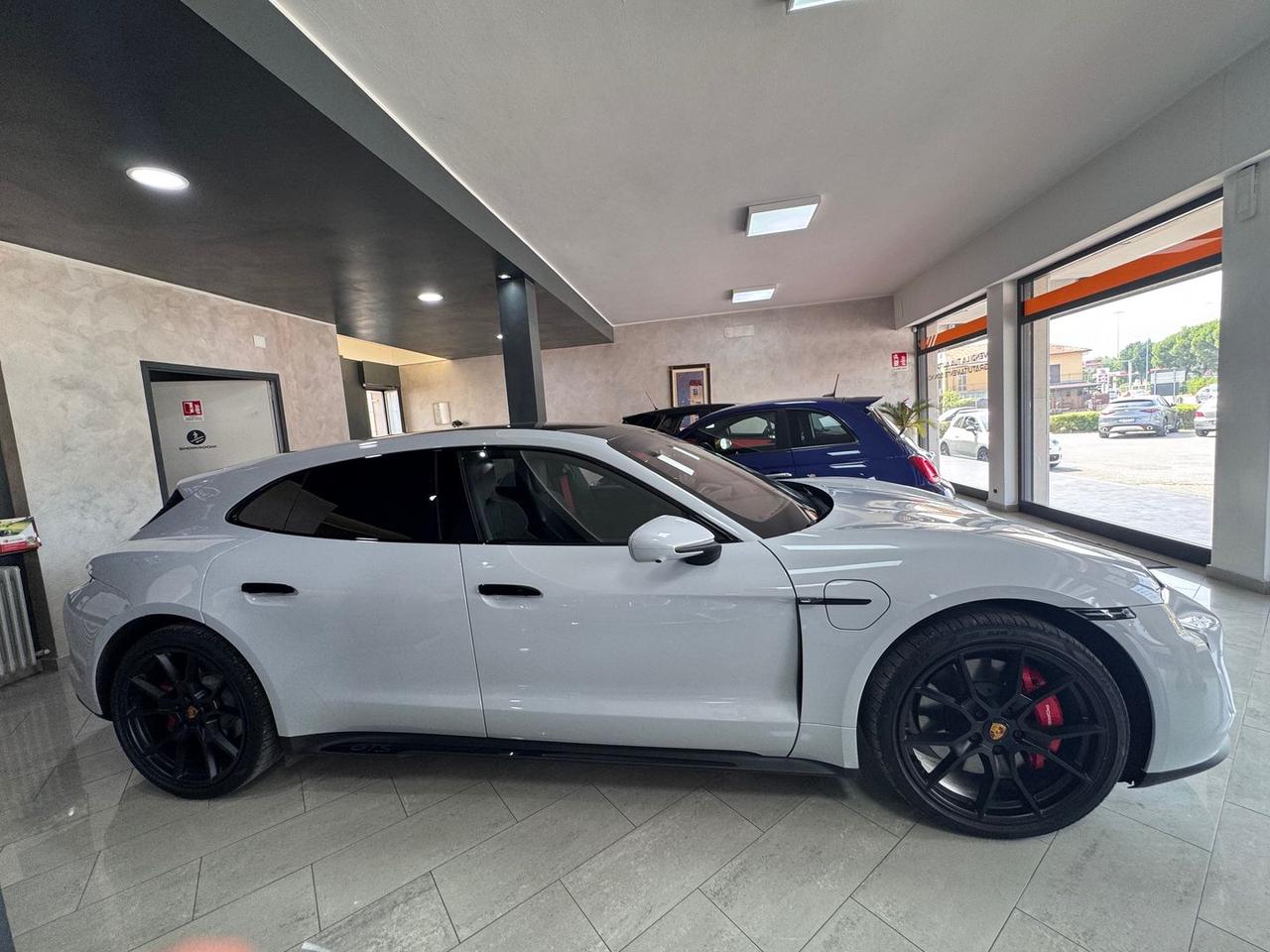 Porsche Taycan GTS #5837