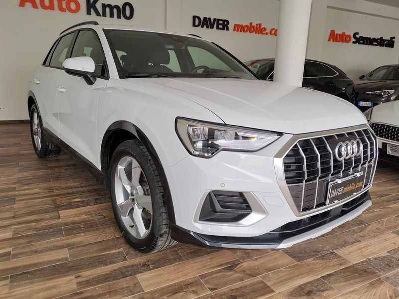 Audi Q3  35 TDI S tronic Business Advanced