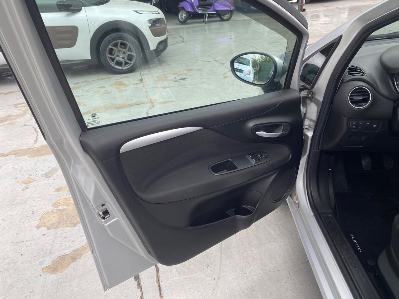 Fiat Punto 1.3 MJT II 75 CV 5 porte Lounge