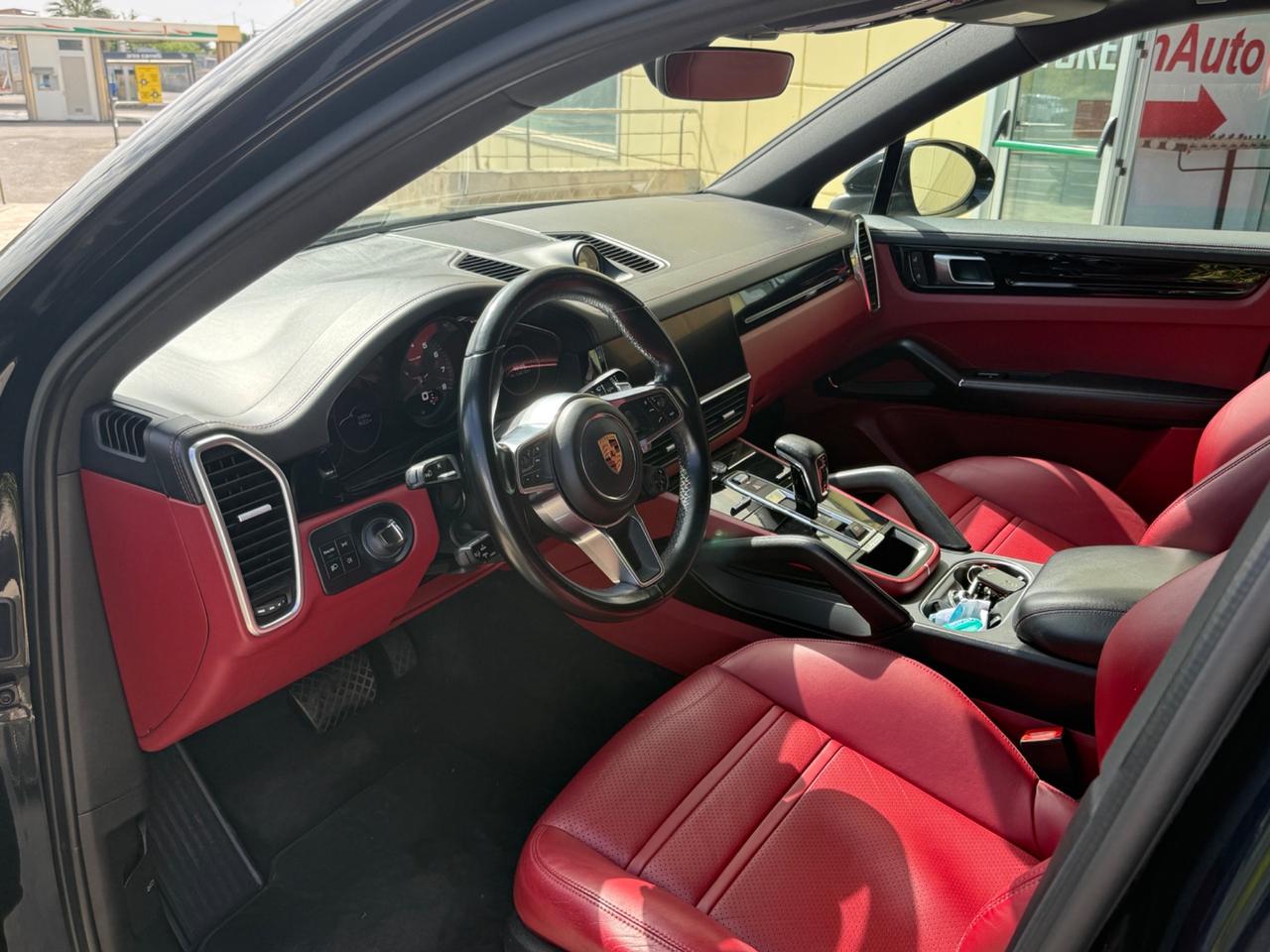 Porsche Cayenne Coupé 3.0 V6 Platinum Edition