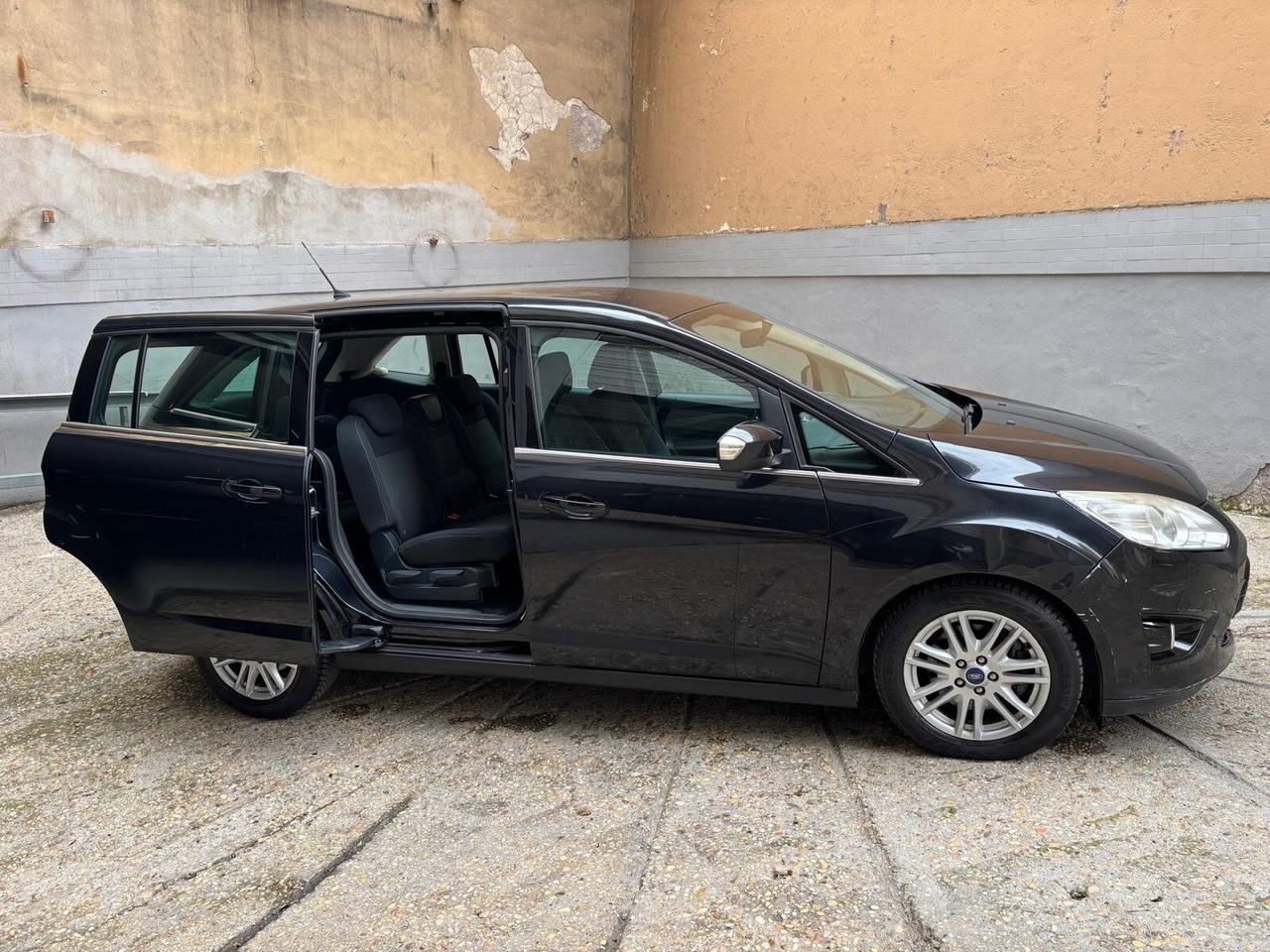 FORD C-MAX TDCi 1.6 - 7 POSTI