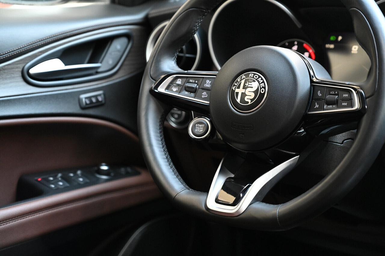 Alfa Romeo Stelvio 2.2 Turbodiesel 210 CV AT8 Q4 Ti