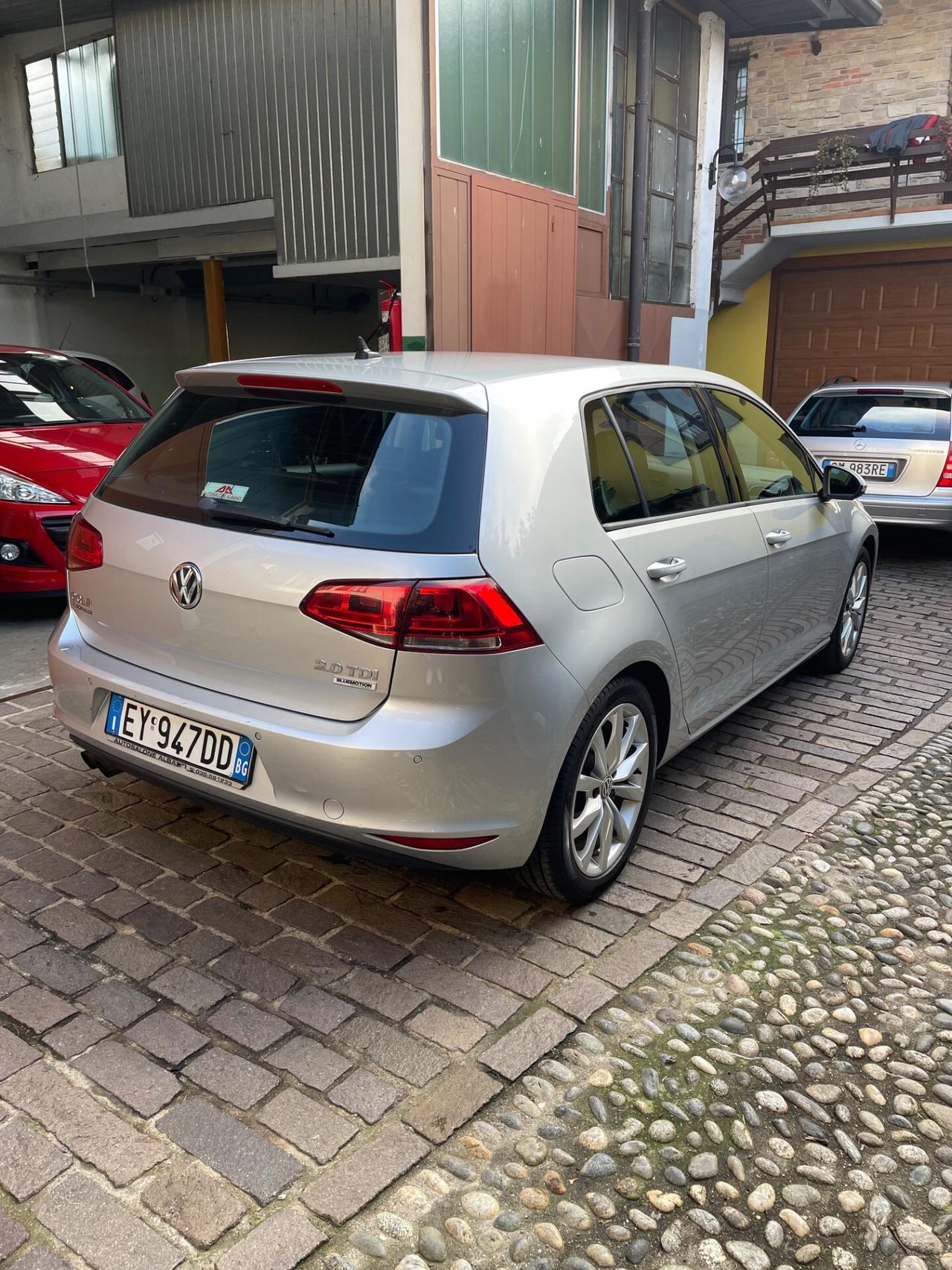 Volkswagen Golf 2.0 150cv DSG