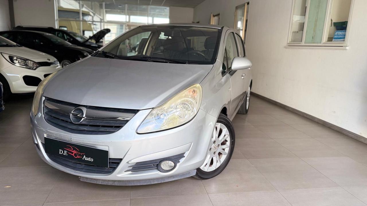 Opel Corsa 1.2 80CV 5 porte GPL-TECH Enjoy