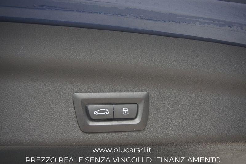 BMW X1 sDrive 18d X-Line DCT