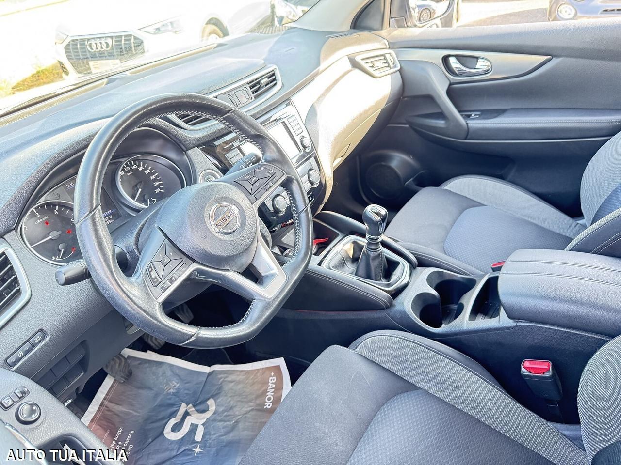 nissan qashqai 1.5 dci tekna tetto navi