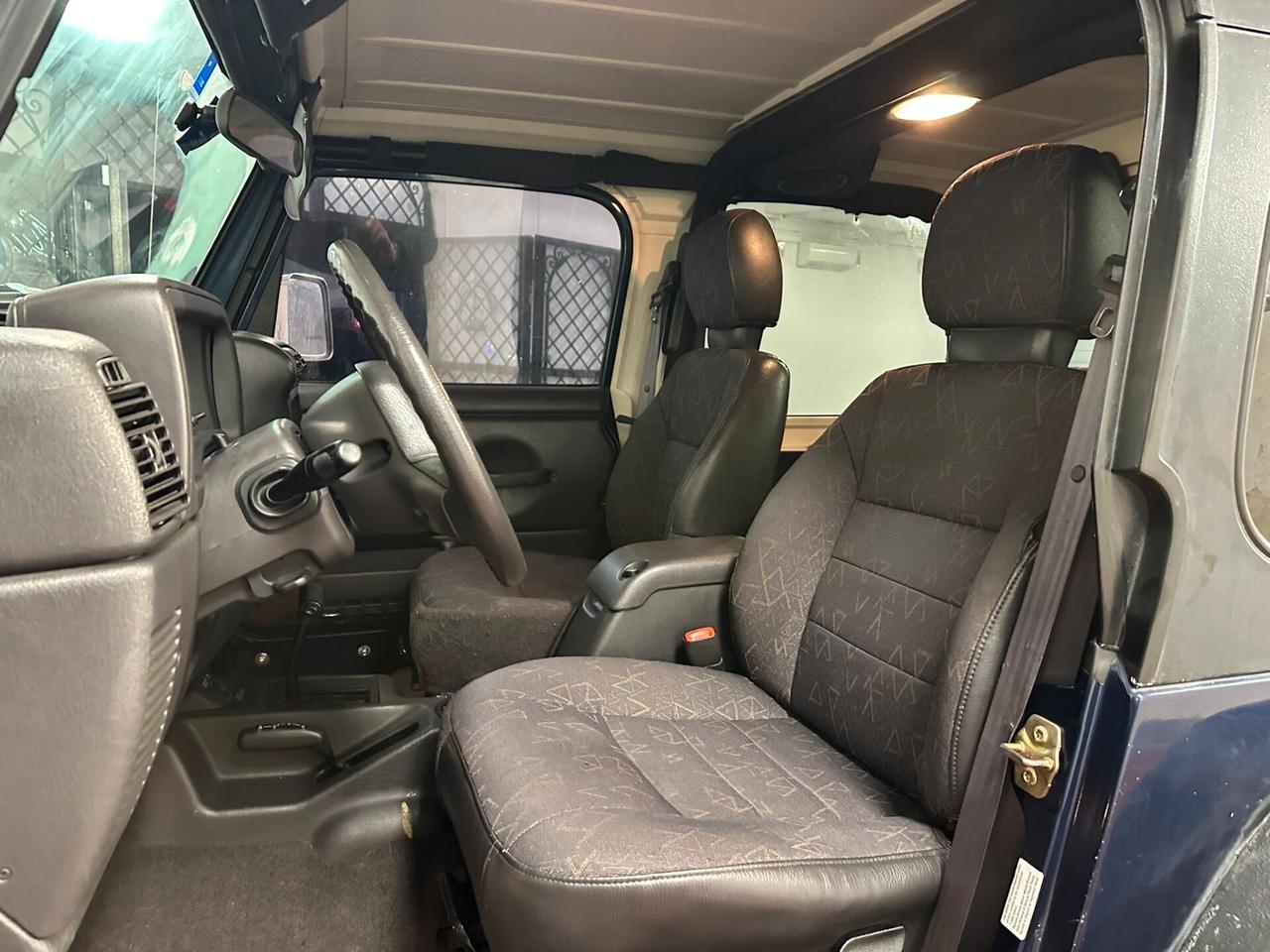 Jeep Wrangler 4.0 cat Sport