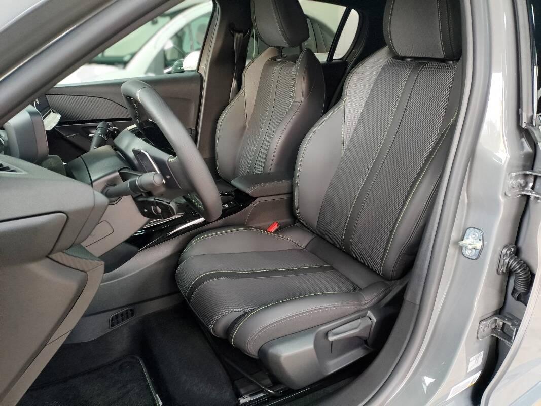 Peugeot 208 208 II 2025 -1.2 hybrid GT 145cv e-dcs 6