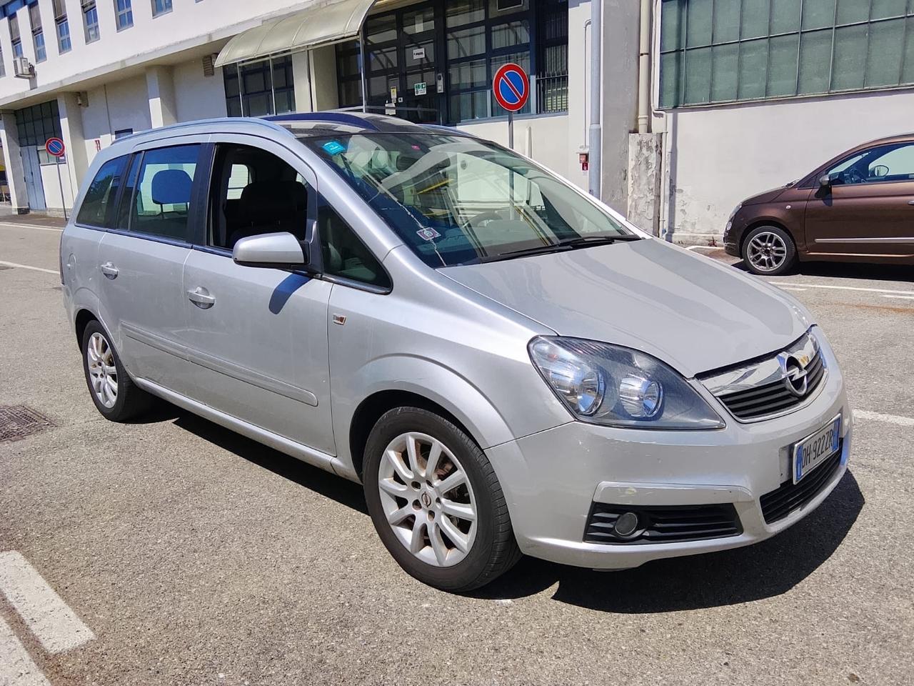 Opel Zafira 1.6 16V Twinport 7 posti