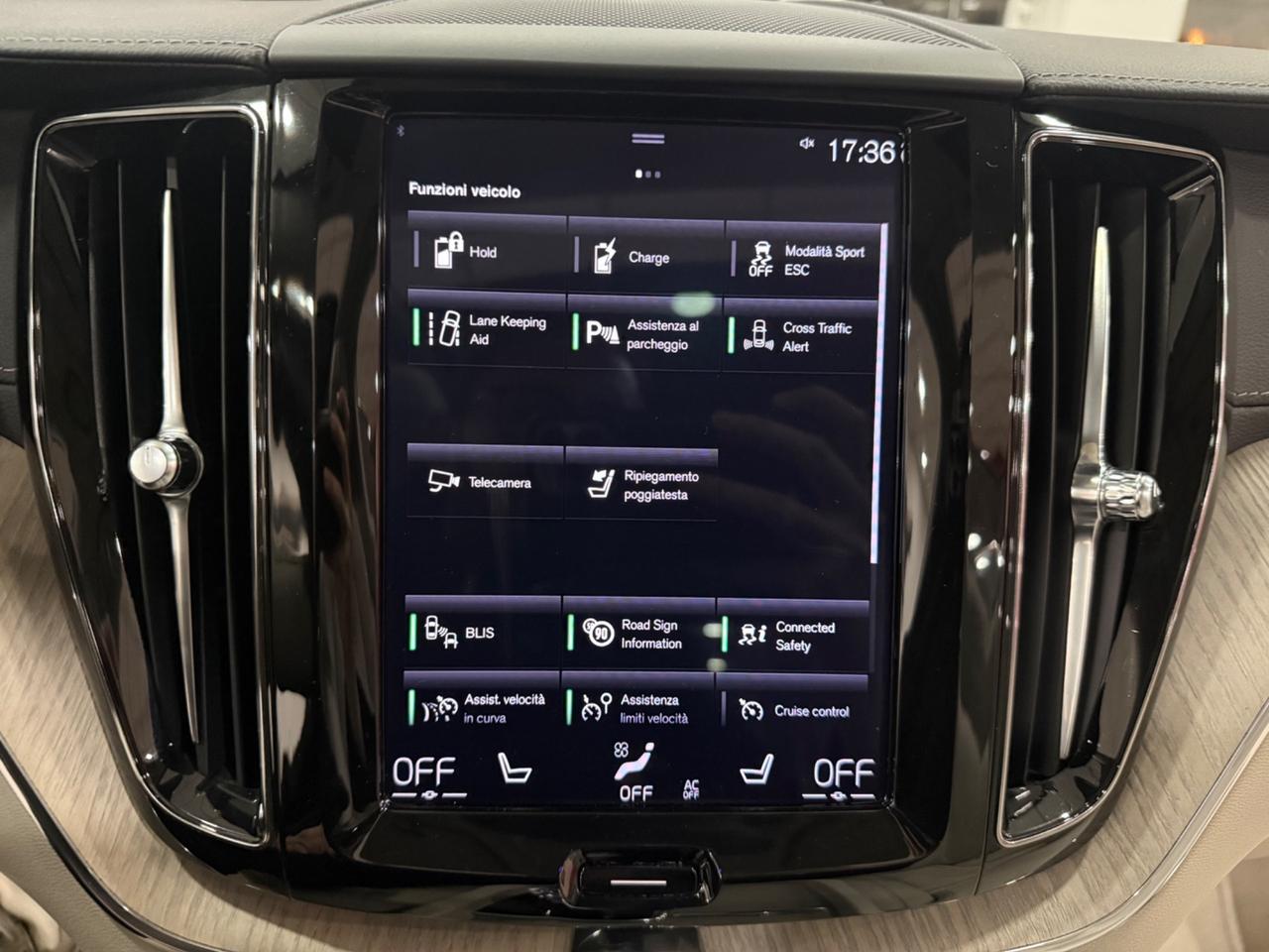 Volvo XC60 XC60 T8 Recharge Plug-in Hybrid AWD Inscription