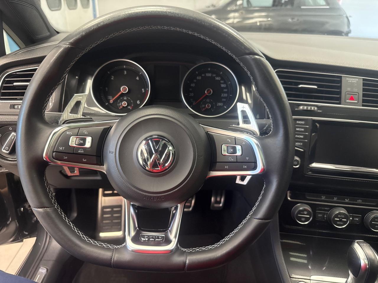 Volkswagen Golf GTD 2.0 TDI DSG 5p. BlueMotion Technology