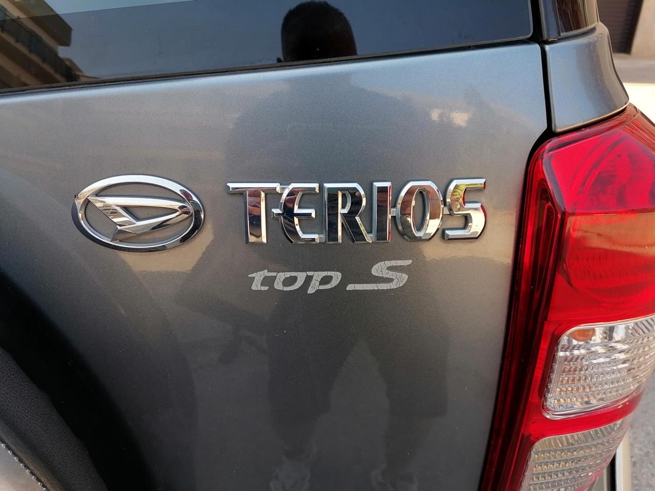 Daihatsu Terios 1.5 BENZ/GPL 105CV 4x4