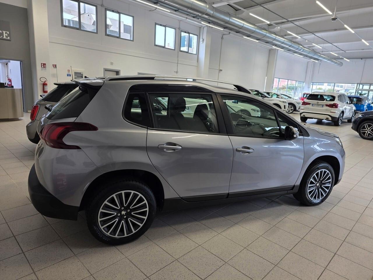 Peugeot 2008 PureTech 82 Allure