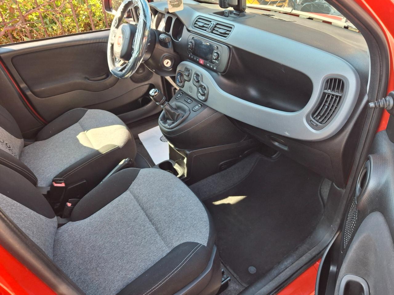 Fiat Panda 1.2 EasyPower modello lounge Neopatentati