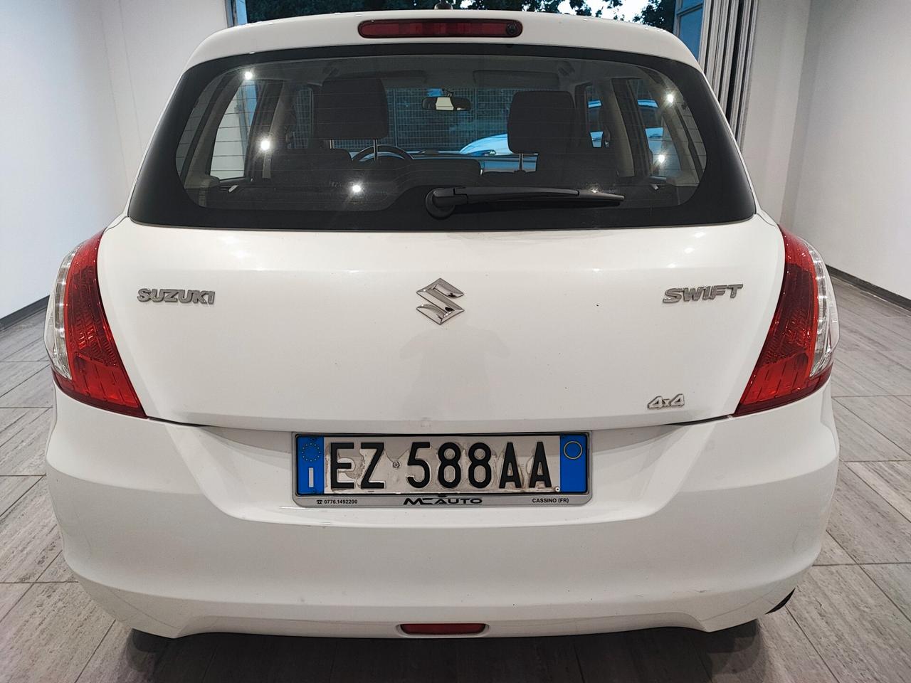 Suzuki Swift 1.2 VVT 4WD 5 porte B-Cool Bi-Color