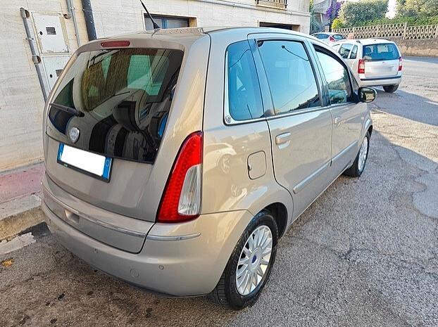 LANCIA Musa 1.4 8V Ecochic *GPL* - 2011