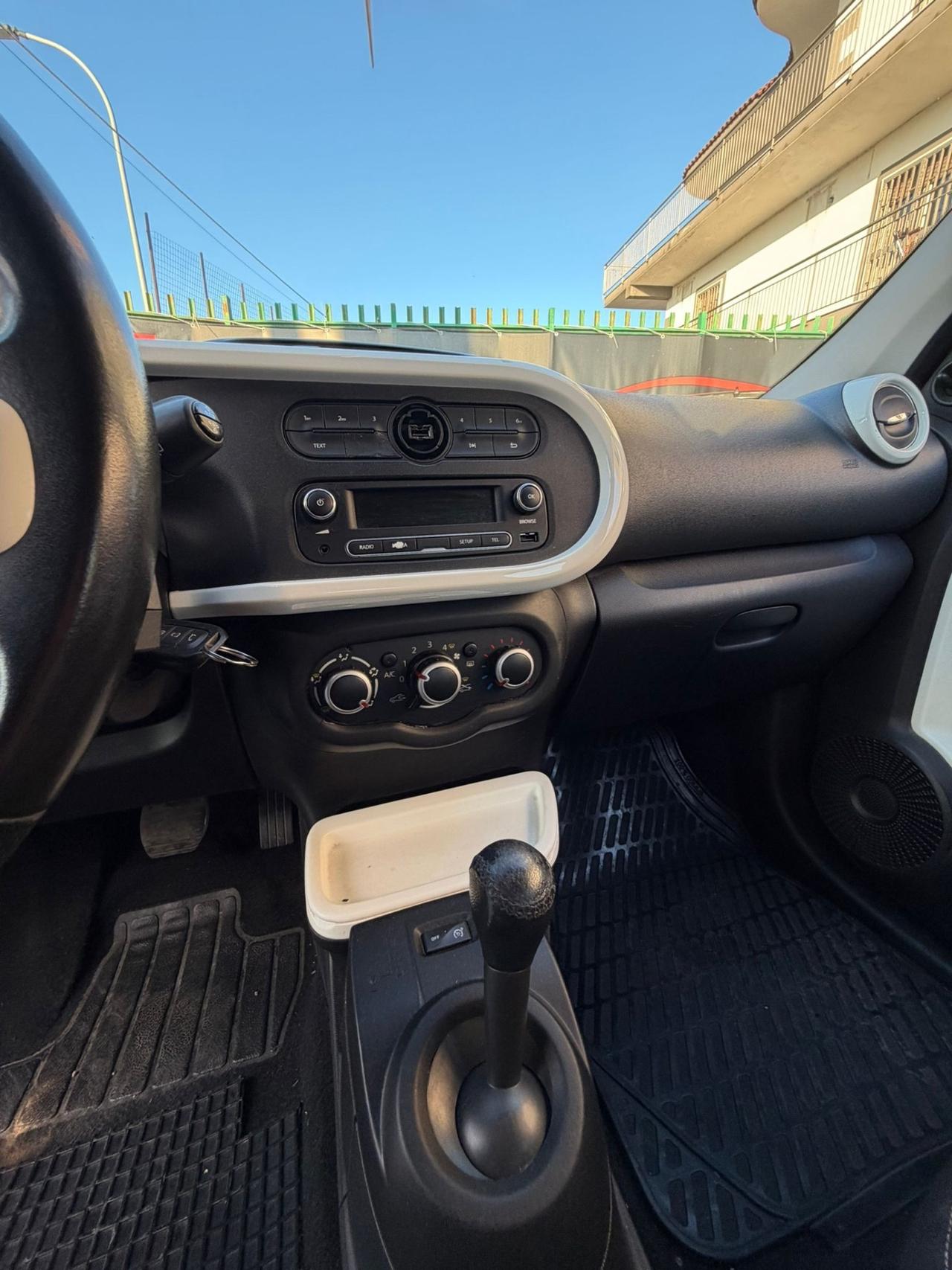 Renault Twingo SCe EDC Lovely2