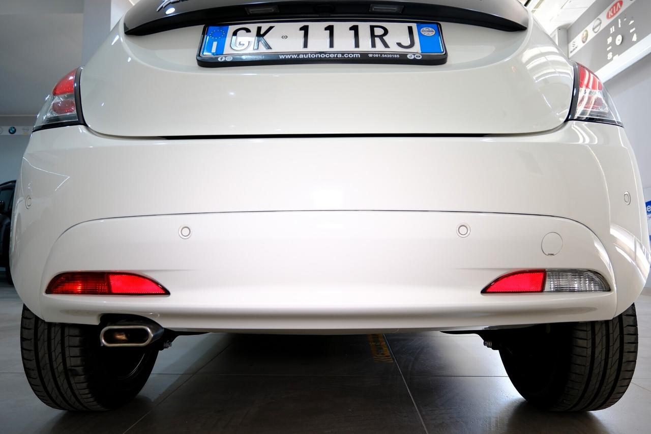 Lancia Ypsilon 1.0 HYBRID 70cv GOLD - 5° POSTO