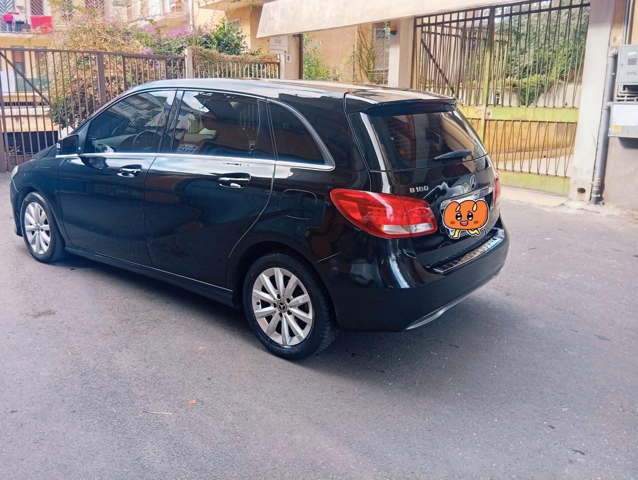 Mercedes-benz B 180 Premium