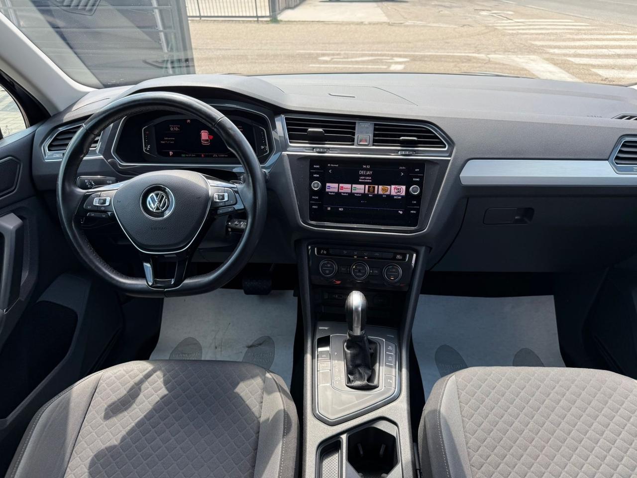 Volkswagen Tiguan 2.0TDI 150CV DSG R-LINE*UNICO PROP