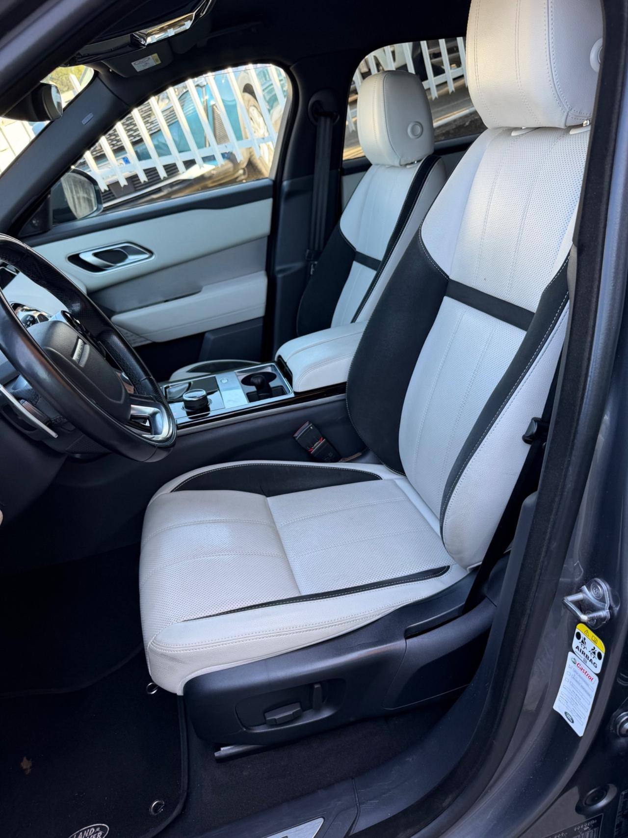 Range Rover Velar 2.0D I4 240 CV R-Dynamic