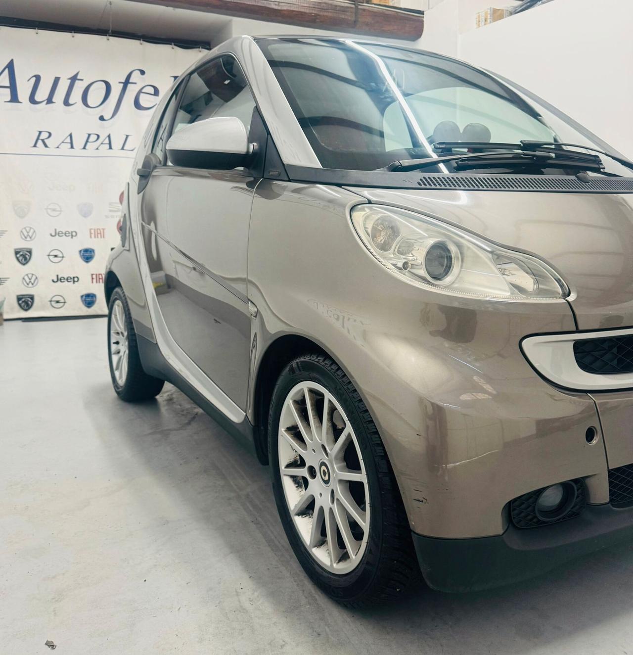 Smart ForTwo 1000 52 kW MHD coupé passion