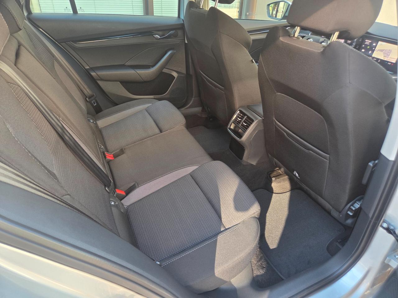 Skoda Octavia 2.0 TDI EVO SCR Wagon Ambition