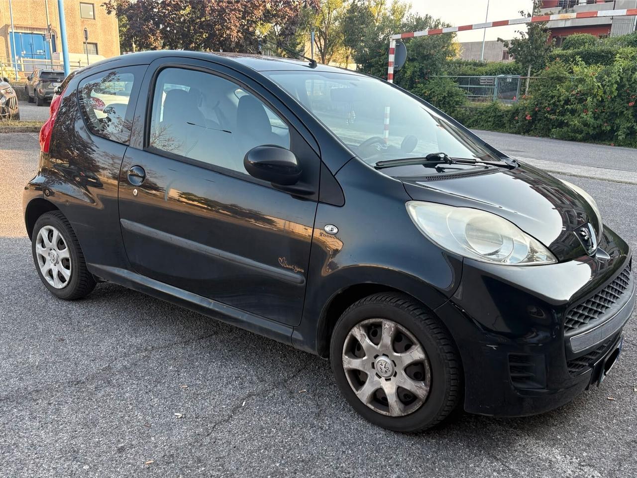 Peugeot 107 1.0 68CV 3p. Desir