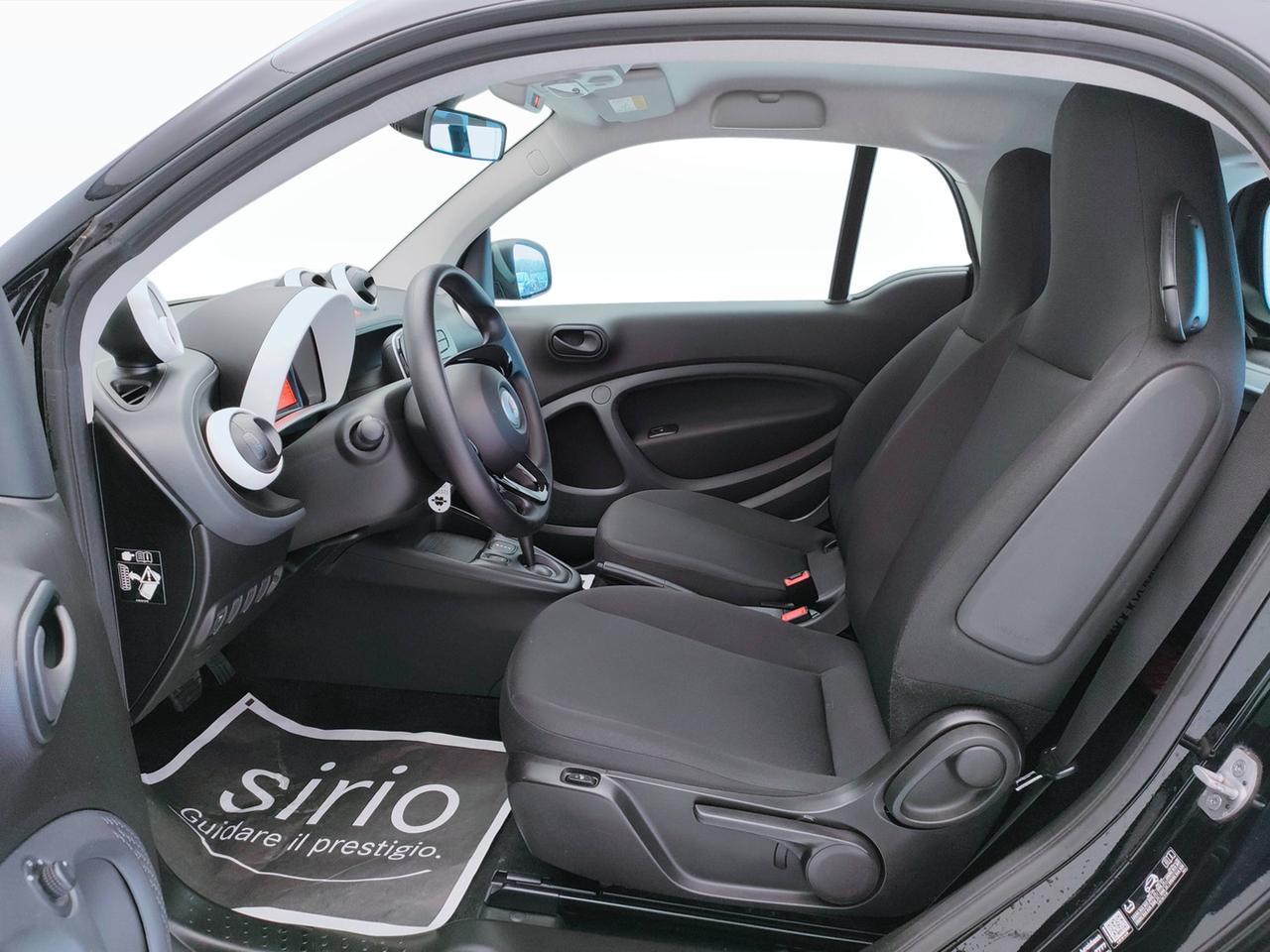 SMART E2584 - Fortwo eq Pulse 4,6kW