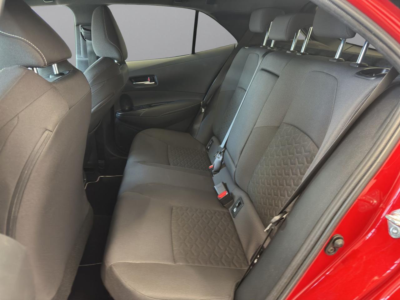 Toyota Corolla 1.8h Style cvt