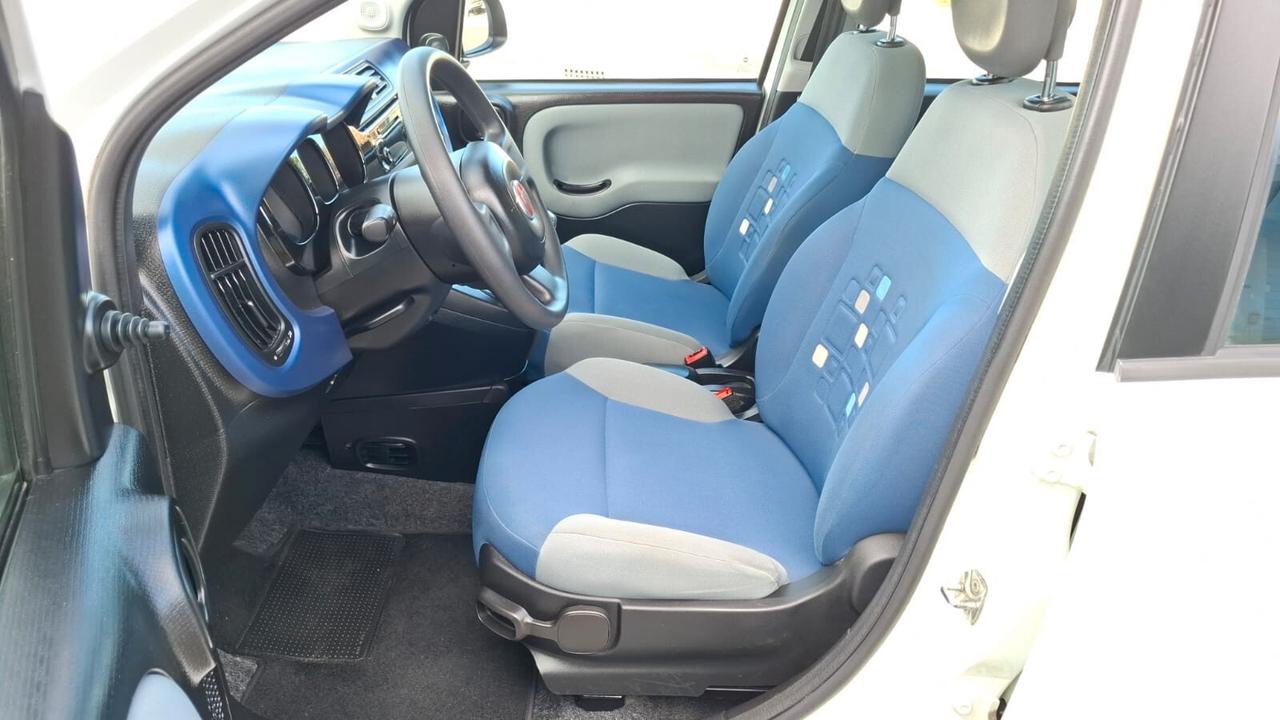 Fiat Panda 0.9 TwinAir Turbo Natural Power Lounge