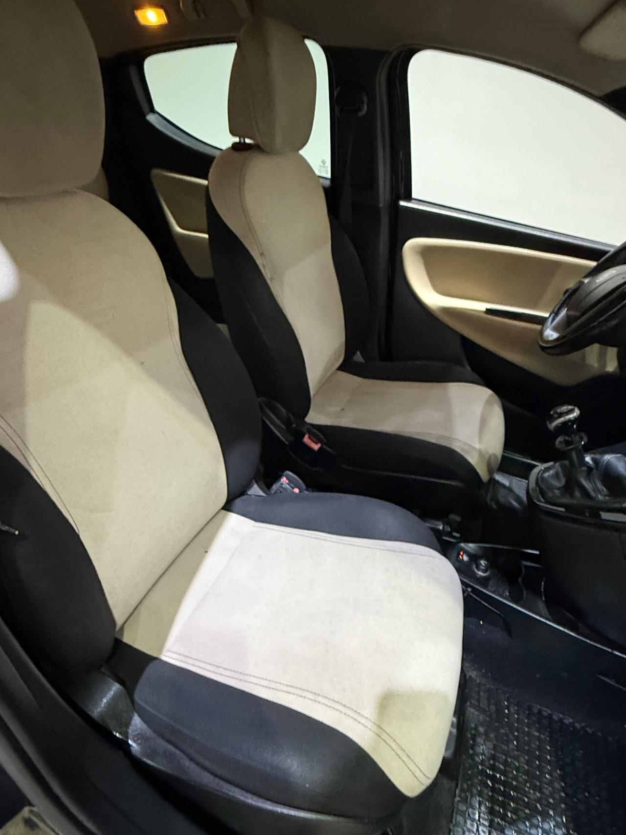 Lancia Ypsilon 1.2 69 CV 5 porte GPL Ecochic Gold