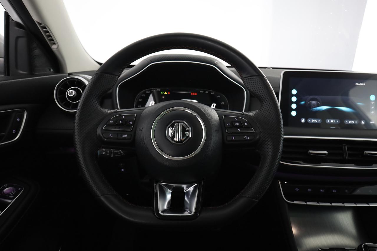 MG EHS Plug-in Hybrid Luxury