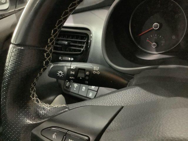 KIA Stonic 1.0 T-GDi 120 CV MHEV DCT Black Edition