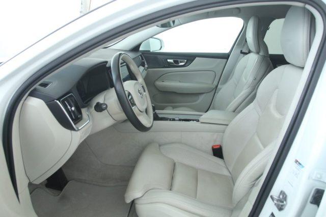 VOLVO V60 D4 Geartronic Inscription Full LED/Cerchi 19''