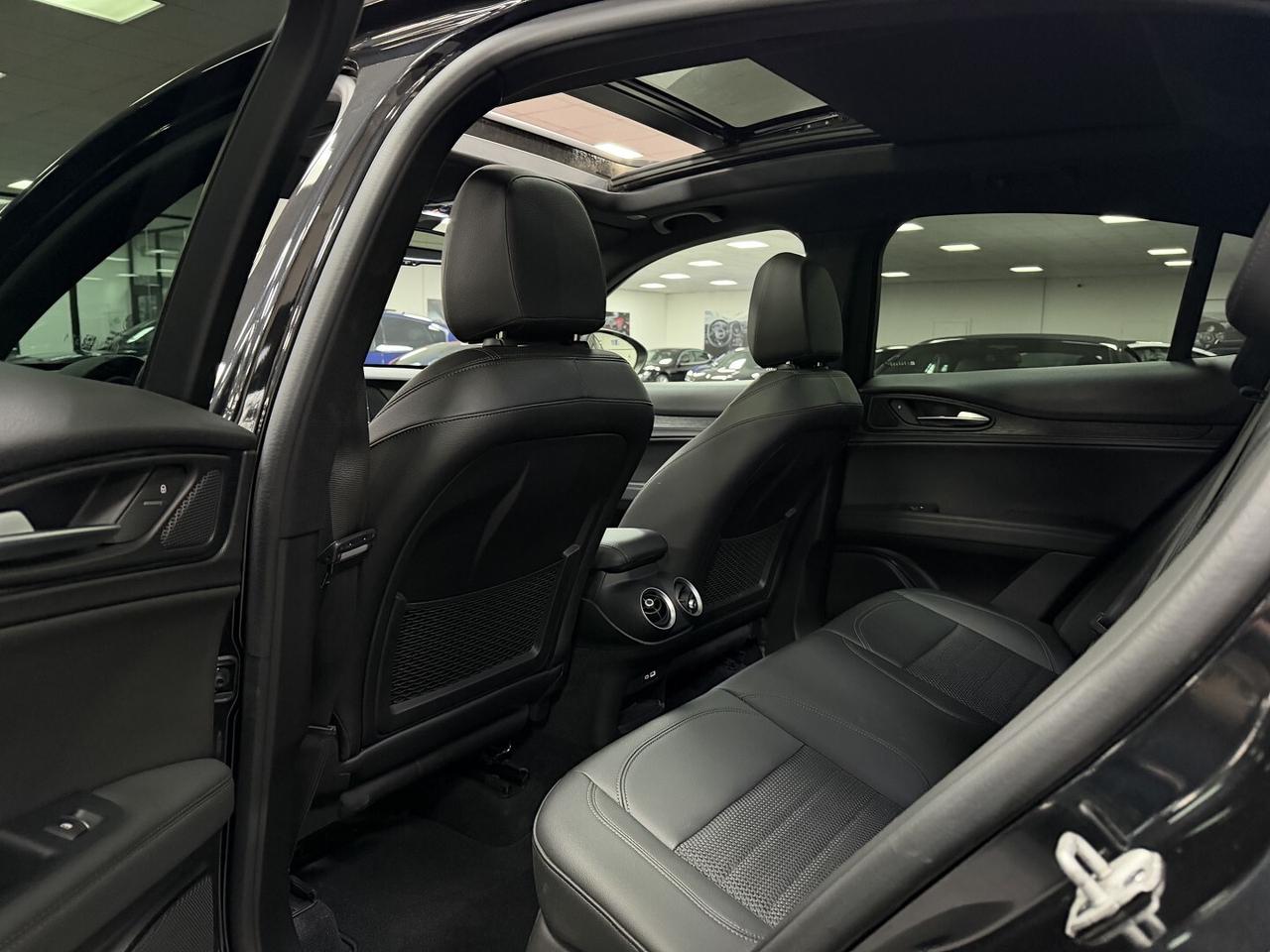 Alfa Romeo Stelvio 2.2 t Sprint rwd 160cv auto