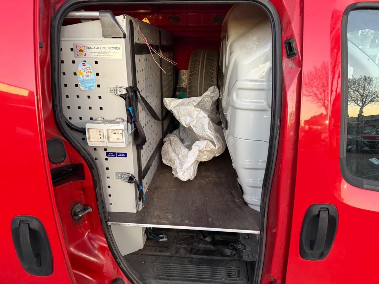 Fiat Fiorino 1,3 ATTREZZATO, 220V, PORTASCALE, CASSETTI, SMONTABILE