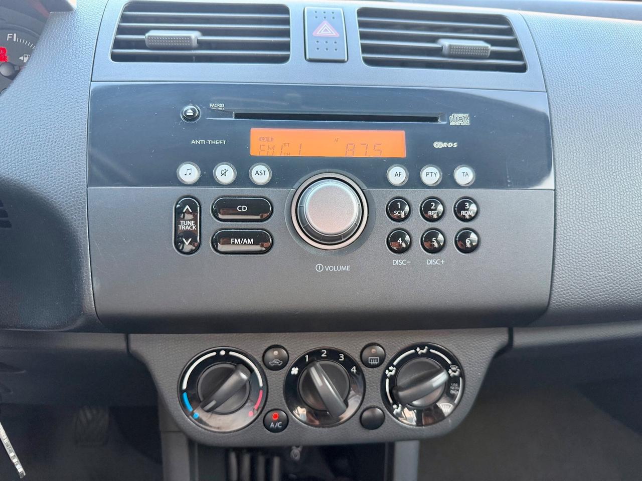 Suzuki Swift 1.3GPL(scadenza 2034) 2006 68.000km per neopatentati