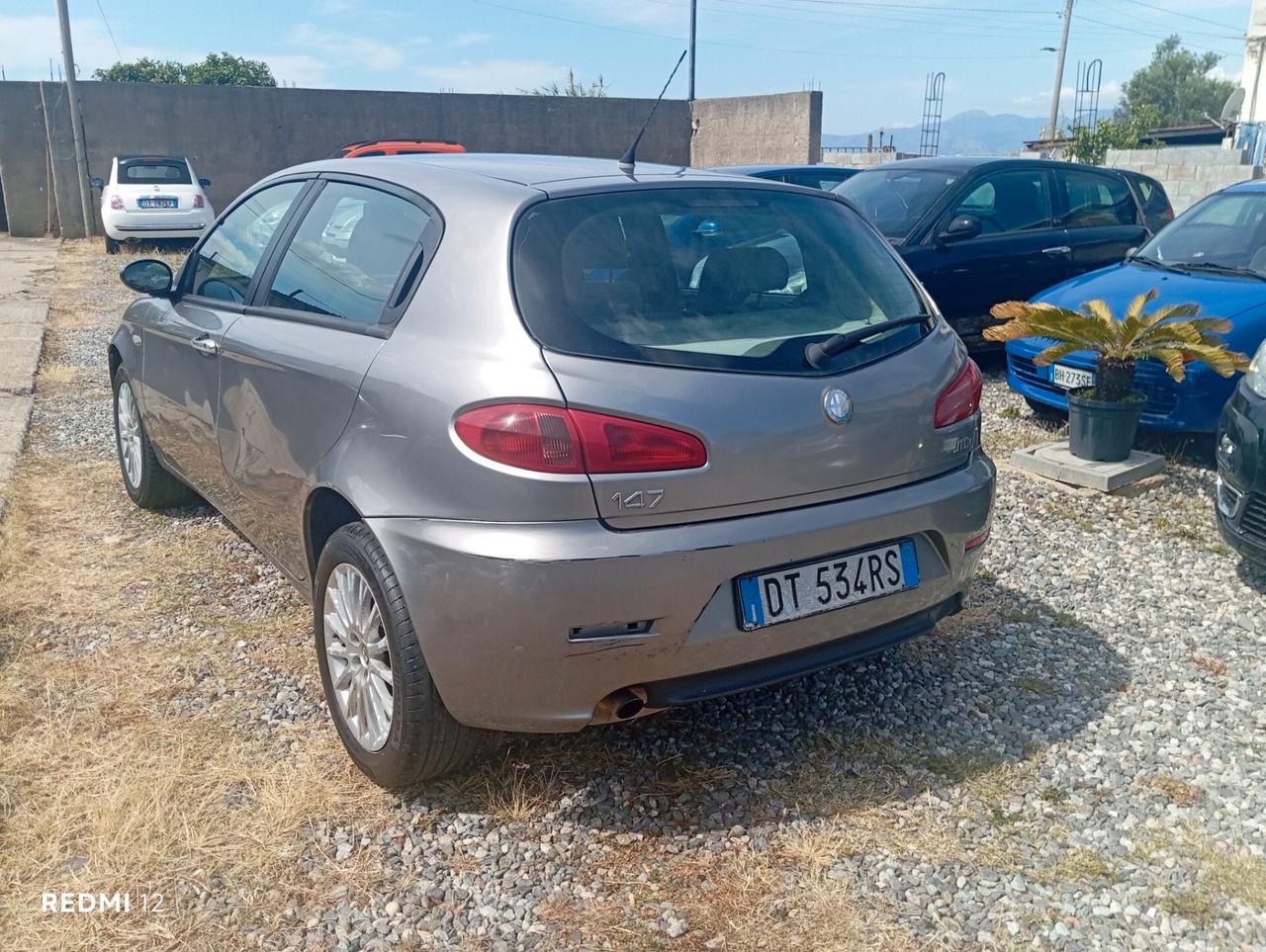 Alfa Romeo 147 1.9 JTD M-JET 16V 5 porte Prog.
