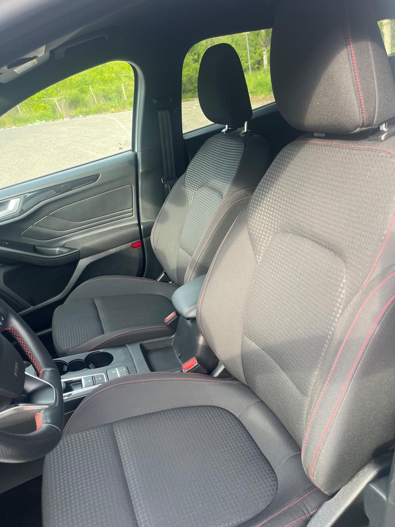 Ford Focus 1.5 EcoBlue 120 CV SW ST-Line