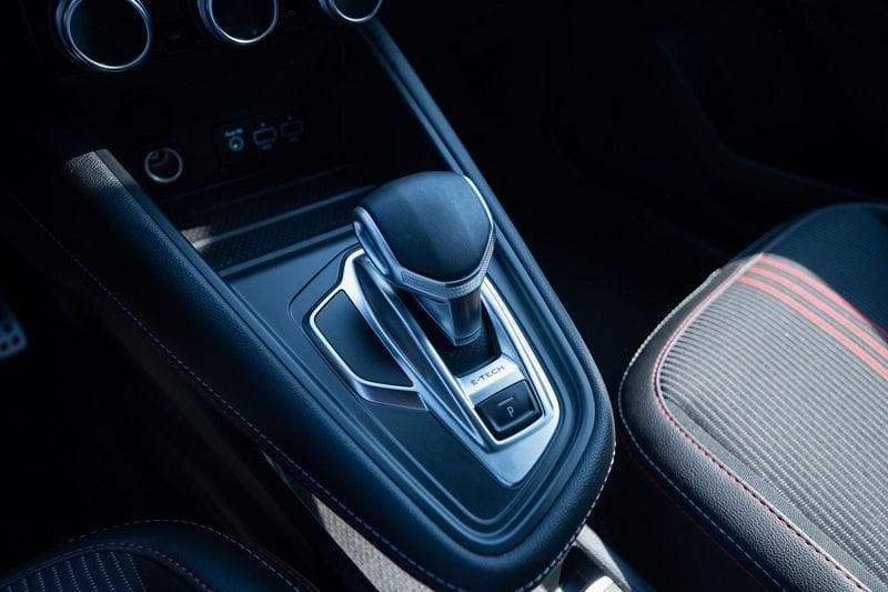 Renault Captur 1.6 E-Tech hybrid RS Line 145cv auto