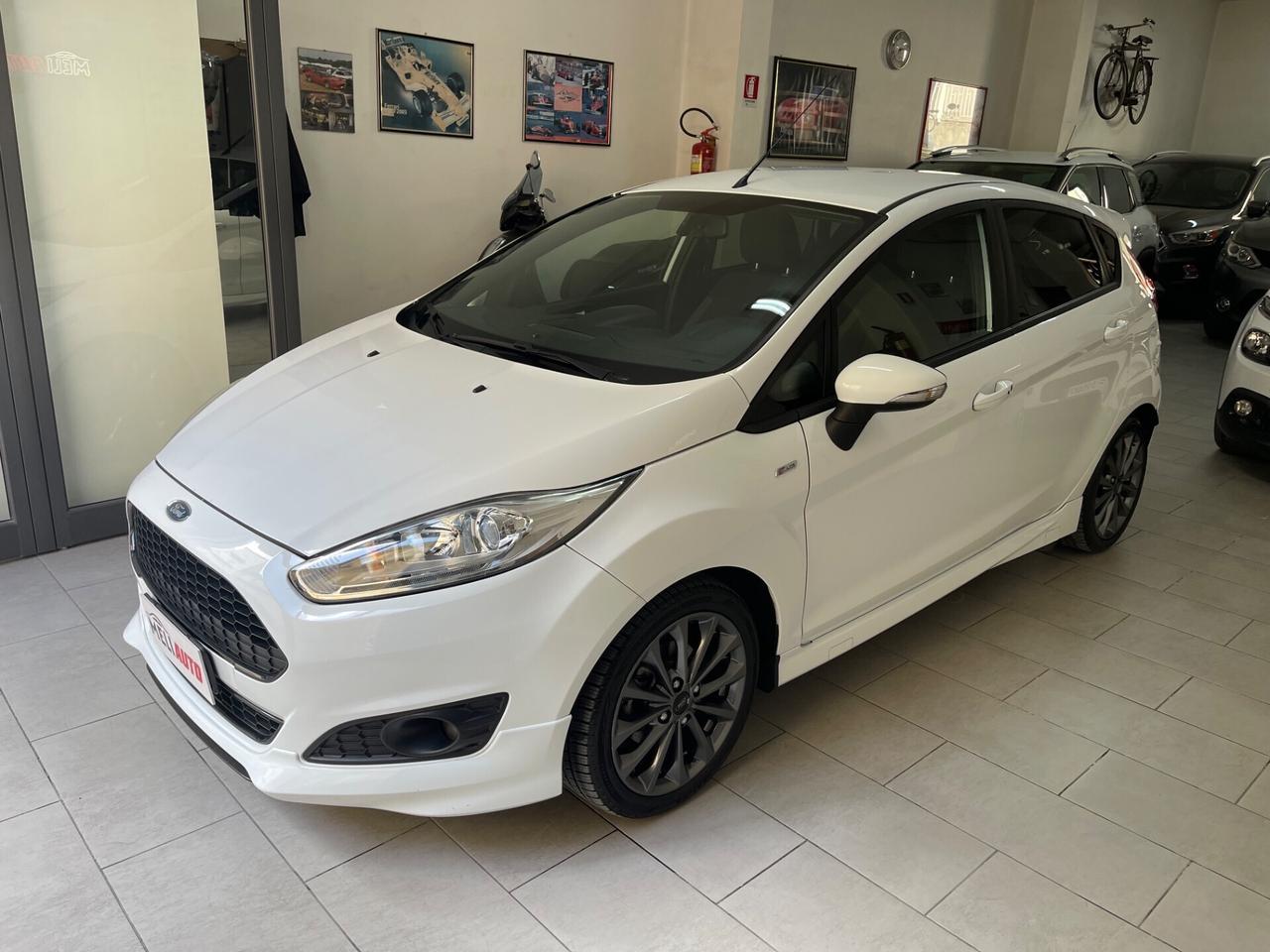 Ford Fiesta 1.5 TDCI 75CV 5 ST-Line