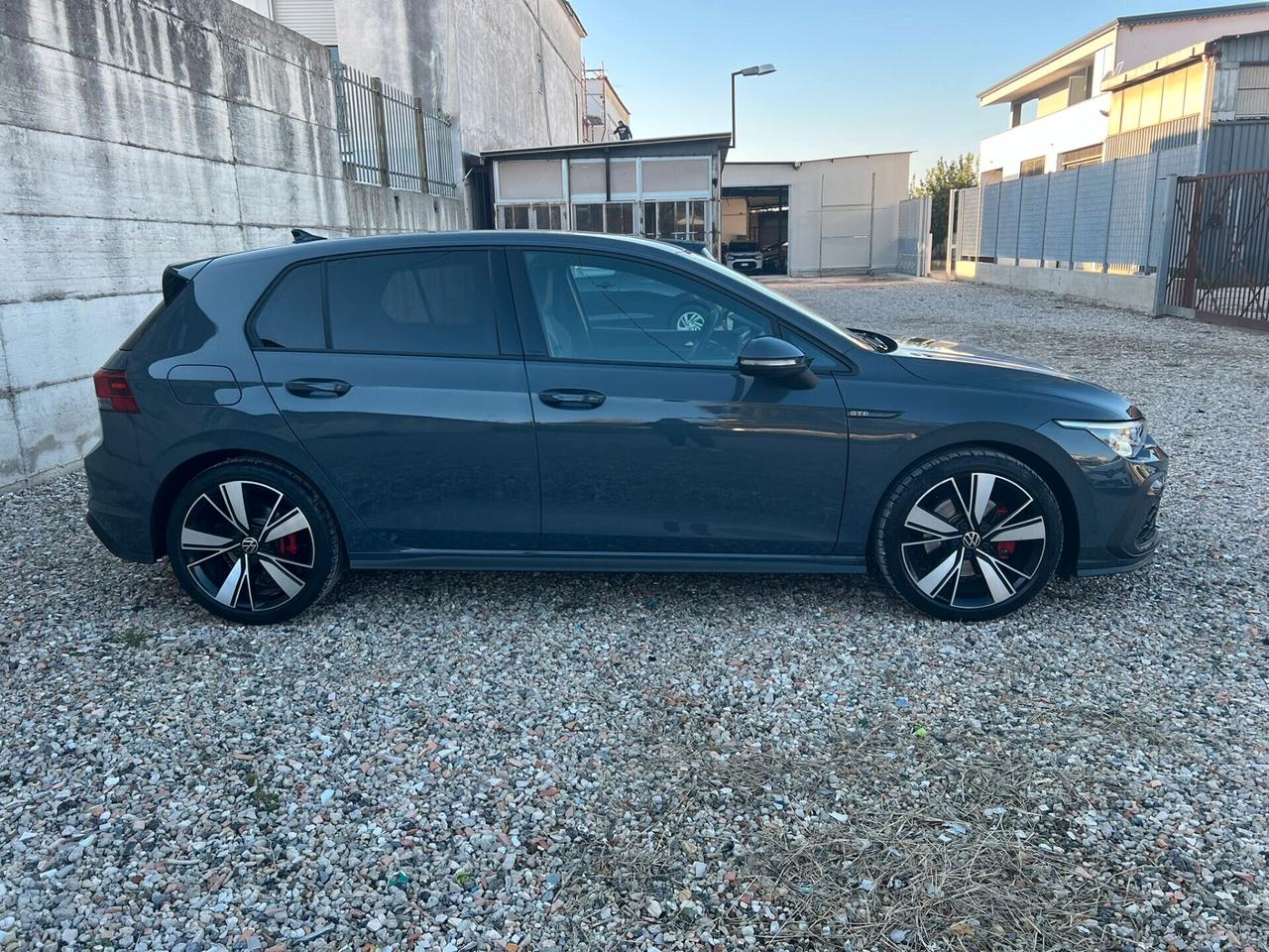 VOLKSWAGEN GOLF 2,0 GTD 200cv ITALIANA!!! PROMO