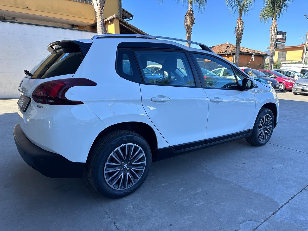 Peugeot 2008 PureTech 82 Allure